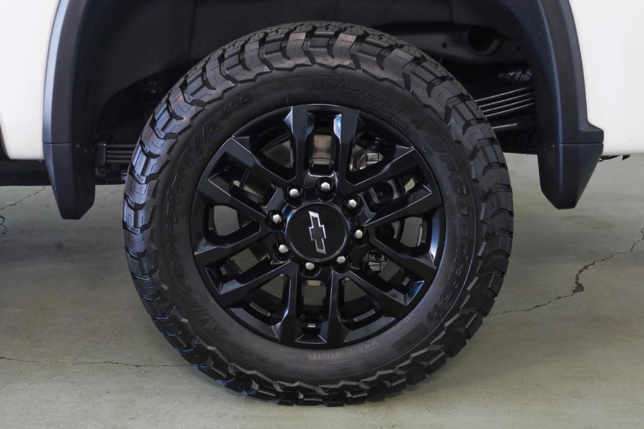 Chevrolet Silverado 2500HD 4WD Crew Cab 159" LTZ 2025