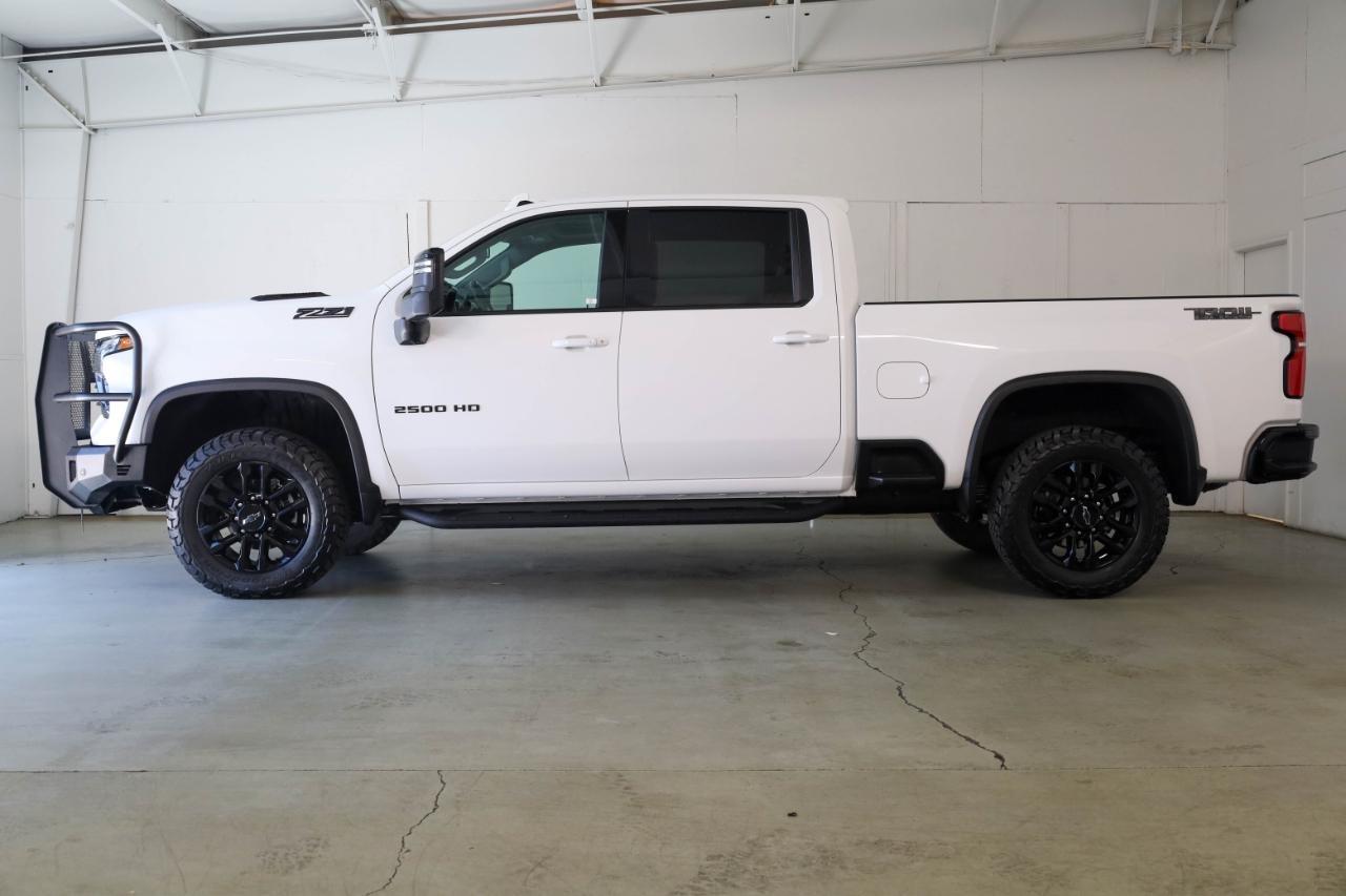 Chevrolet Silverado 2500HD 4WD Crew Cab 159" LTZ 2025