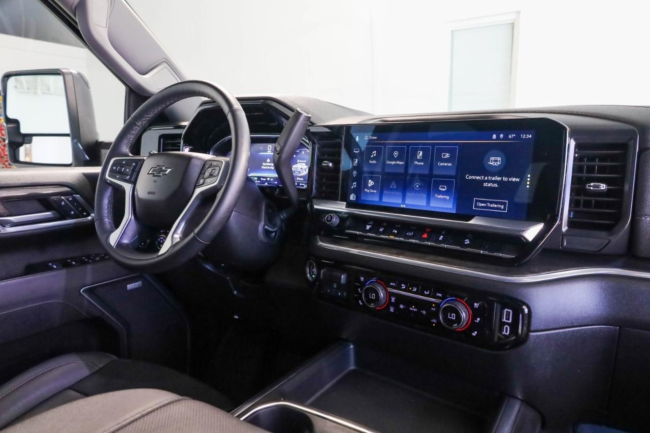 Chevrolet Silverado 2500HD 4WD Crew Cab 159" LTZ 2025