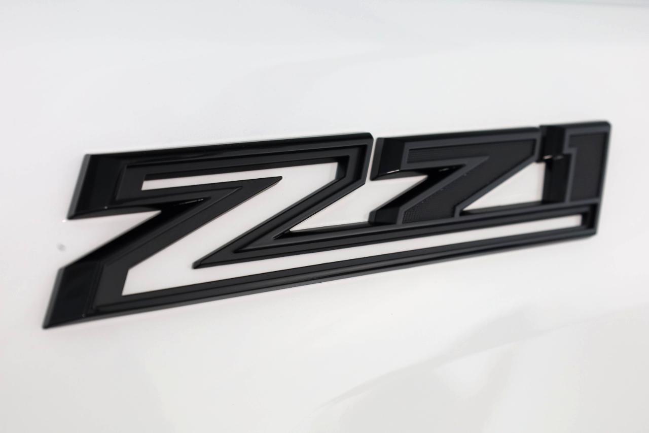 Chevrolet Silverado 2500HD 4WD Crew Cab 159" LTZ 2025