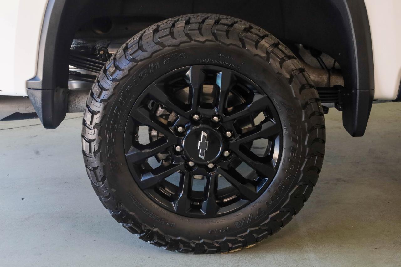 Chevrolet Silverado 2500HD 4WD Crew Cab 159" LTZ 2025