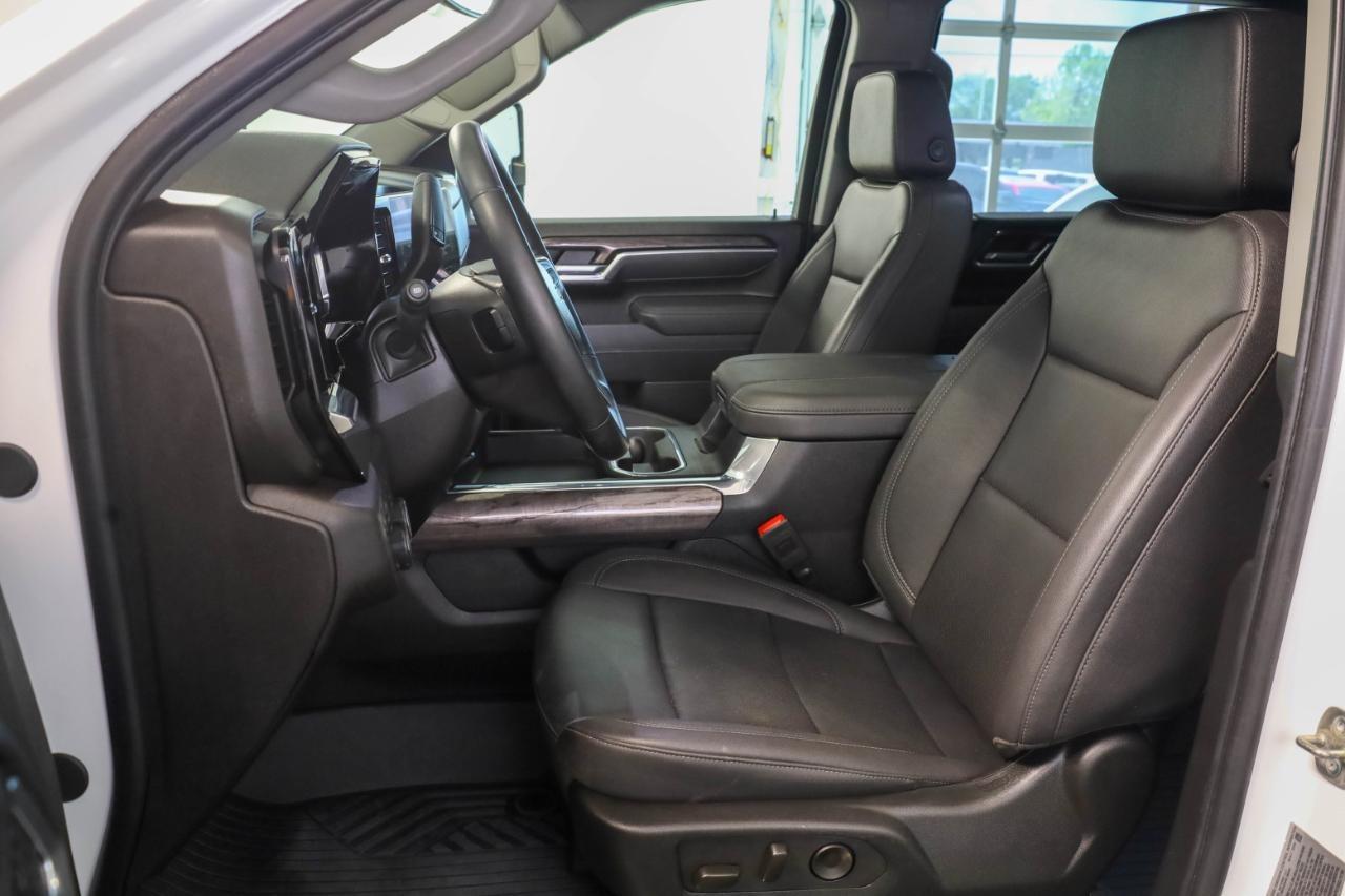 Chevrolet Silverado 2500HD 4WD Crew Cab 159" LTZ 2025