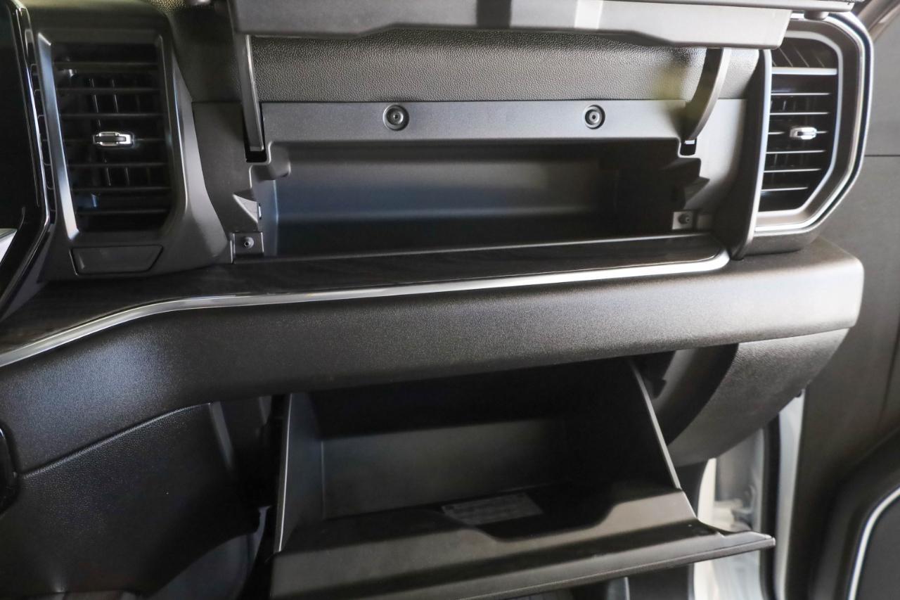 Chevrolet Silverado 2500HD 4WD Crew Cab 159" LTZ 2025