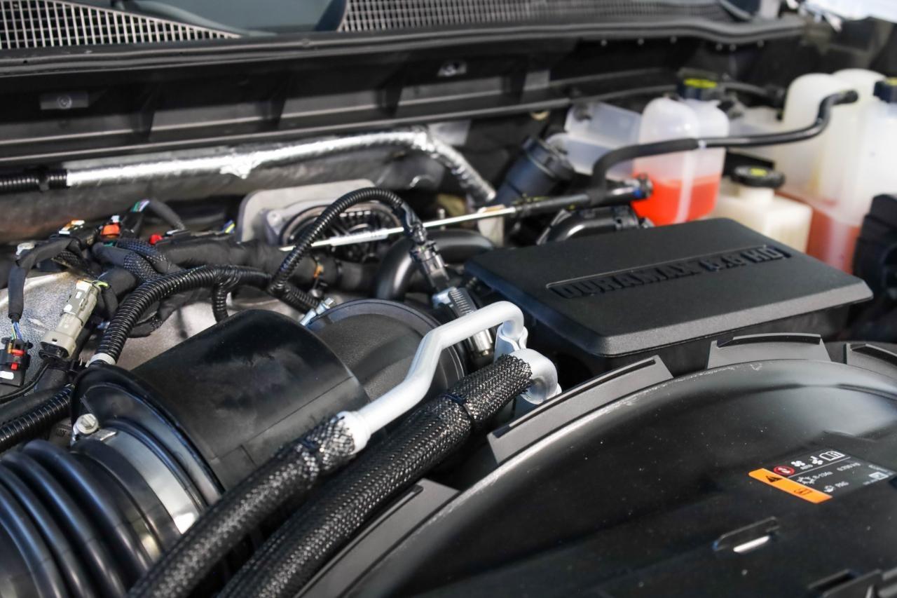 Chevrolet Silverado 2500HD 4WD Crew Cab 159" LTZ 2025