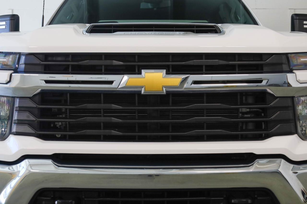 Chevrolet Silverado 2500HD 4WD Crew Cab 159" LT 2024