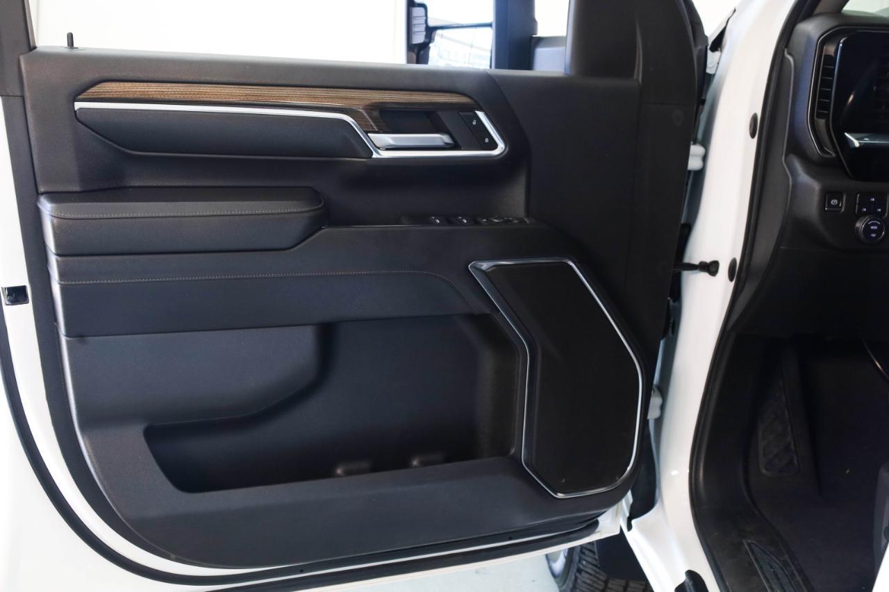 Chevrolet Silverado 2500HD 4WD Crew Cab 159" LT 2024