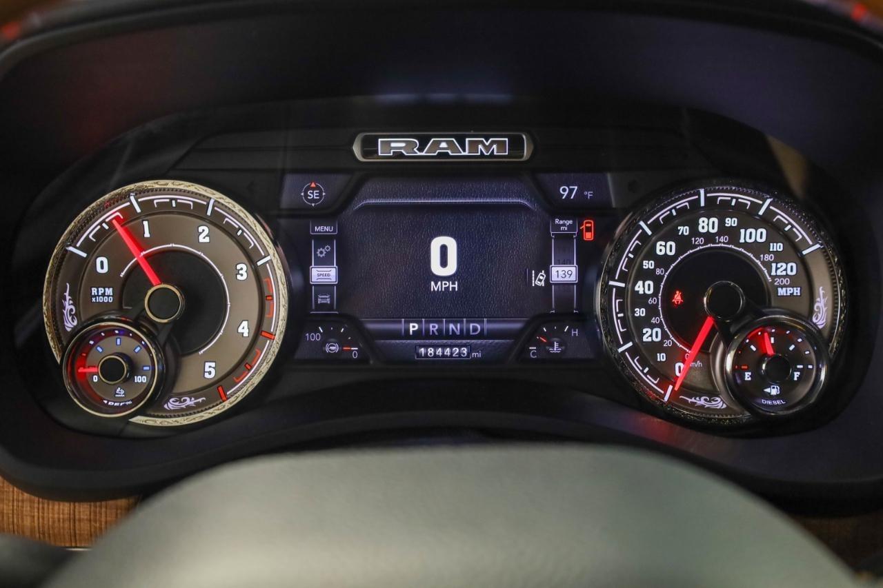 RAM 2500 Longhorn 4x4 Mega Cab 6'4" Box 2021