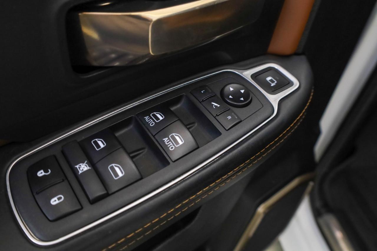 RAM 2500 Longhorn 4x4 Mega Cab 6'4" Box 2021