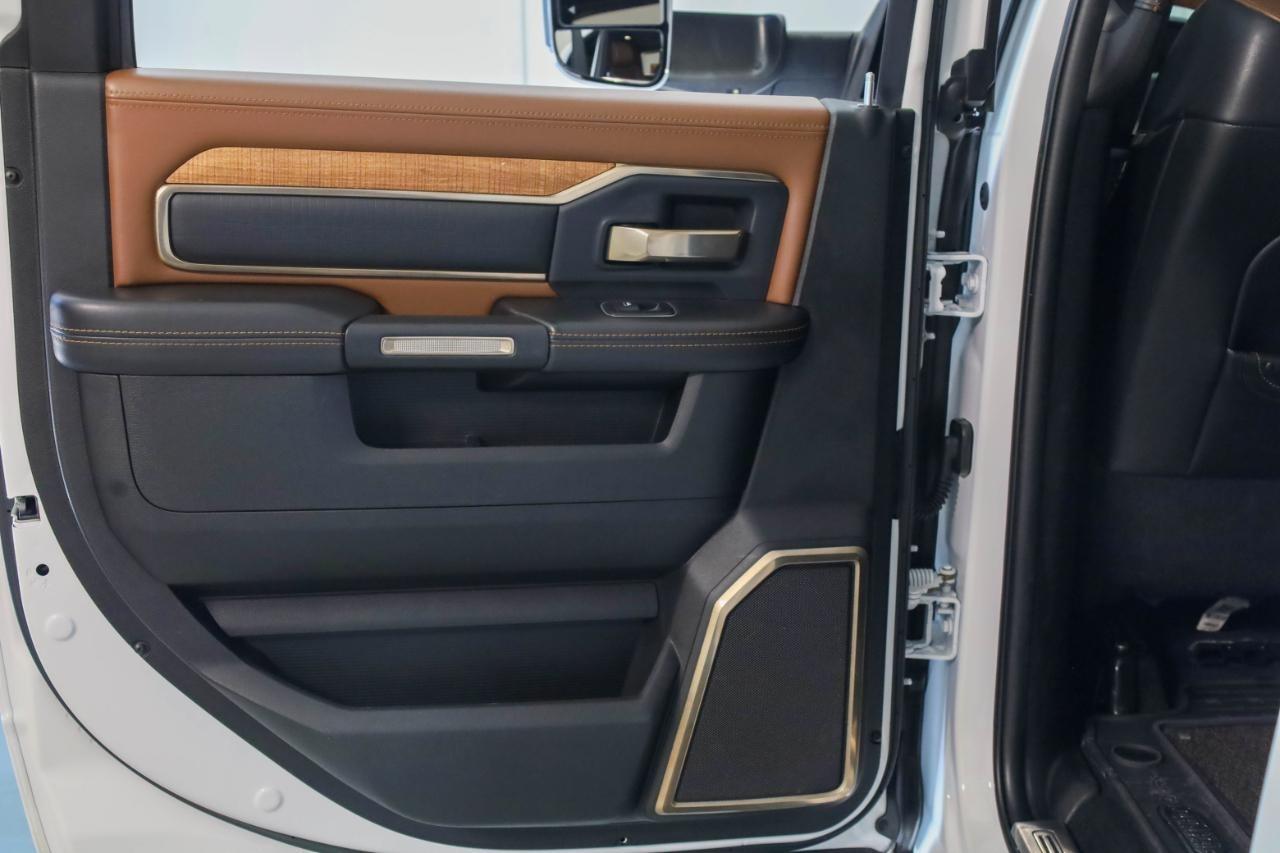 RAM 2500 Longhorn 4x4 Mega Cab 6'4" Box 2021