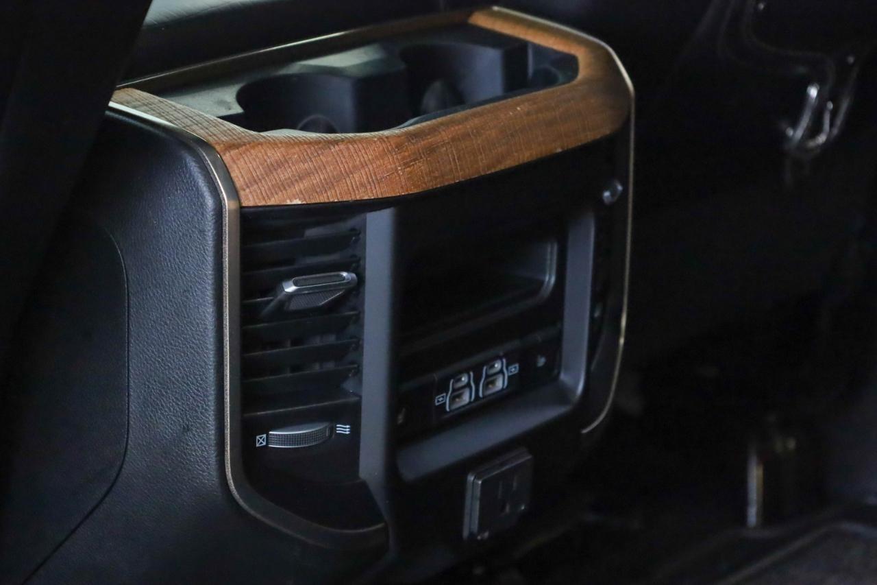 RAM 2500 Longhorn 4x4 Mega Cab 6'4" Box 2021