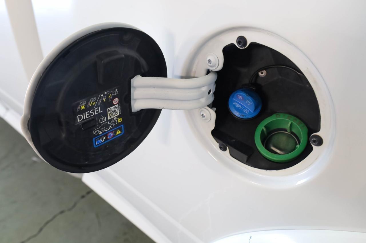 RAM 2500 Longhorn 4x4 Mega Cab 6'4" Box 2021