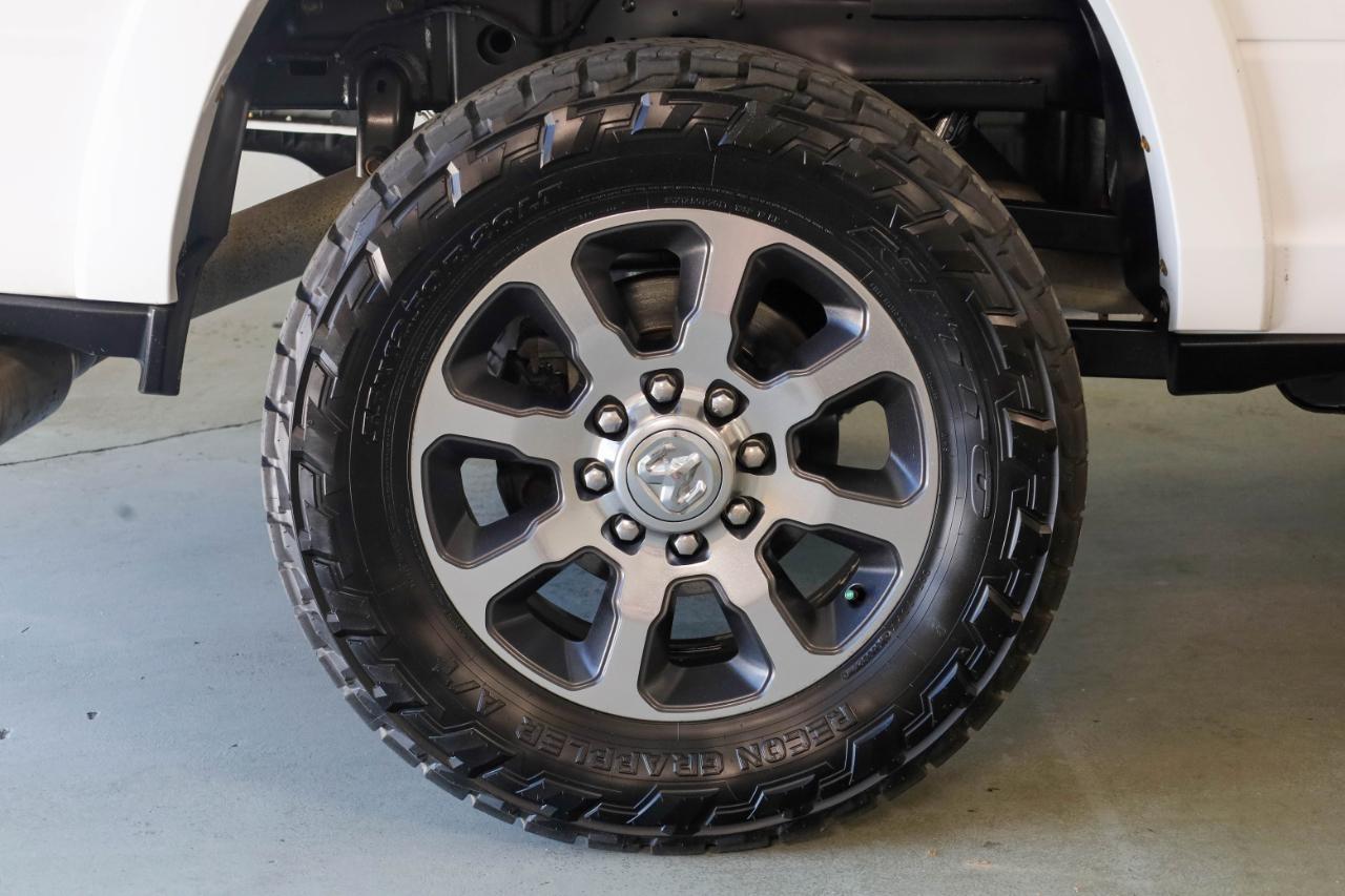 RAM 2500 Longhorn 4x4 Mega Cab 6'4" Box 2021