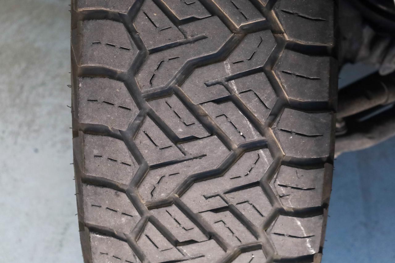 RAM 2500 Longhorn 4x4 Mega Cab 6'4" Box 2021