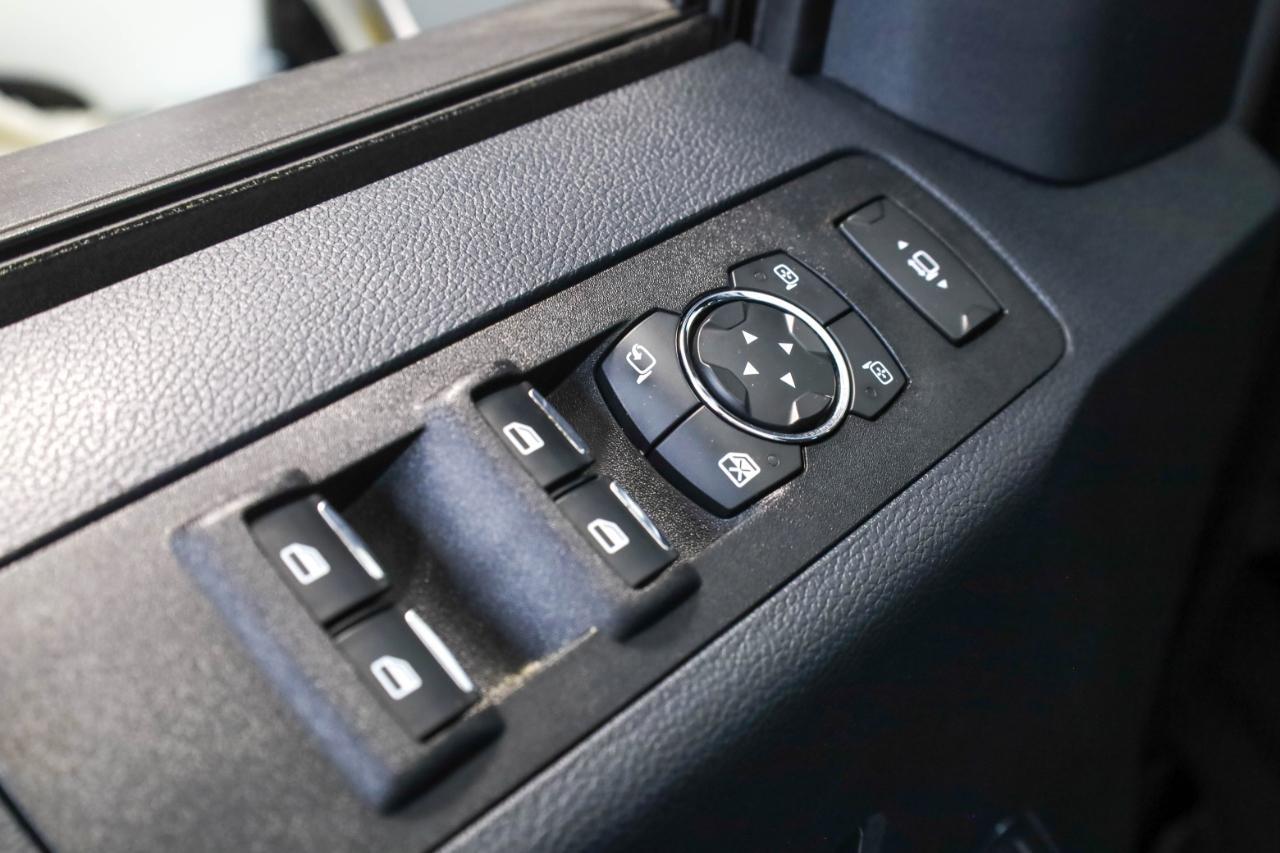 Ford Super Duty F-250 SRW King Ranch 4WD Crew Cab 8' Box 2022