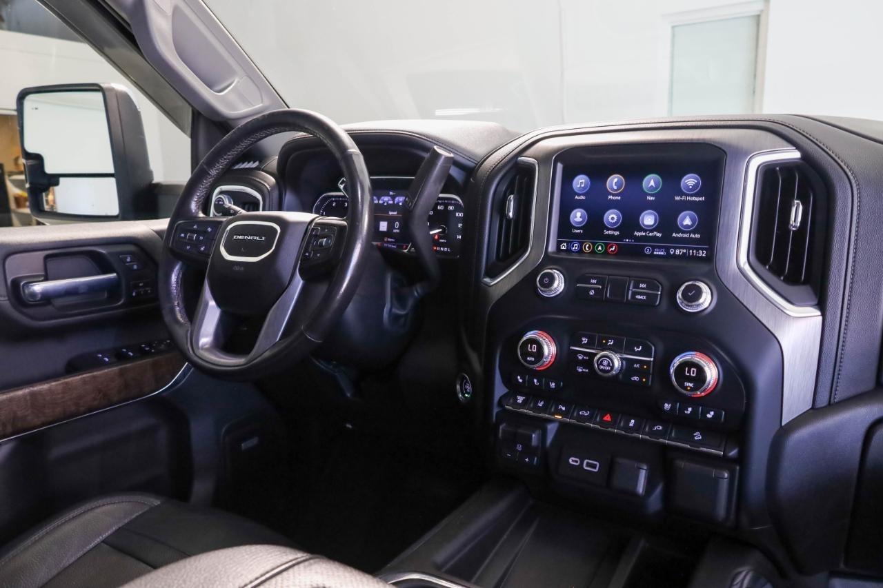 GMC Sierra 2500HD 4WD Crew Cab 159" Denali 2020