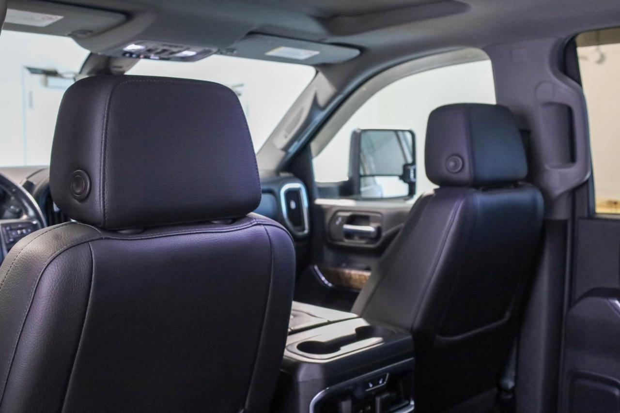 GMC Sierra 2500HD 4WD Crew Cab 159" Denali 2020