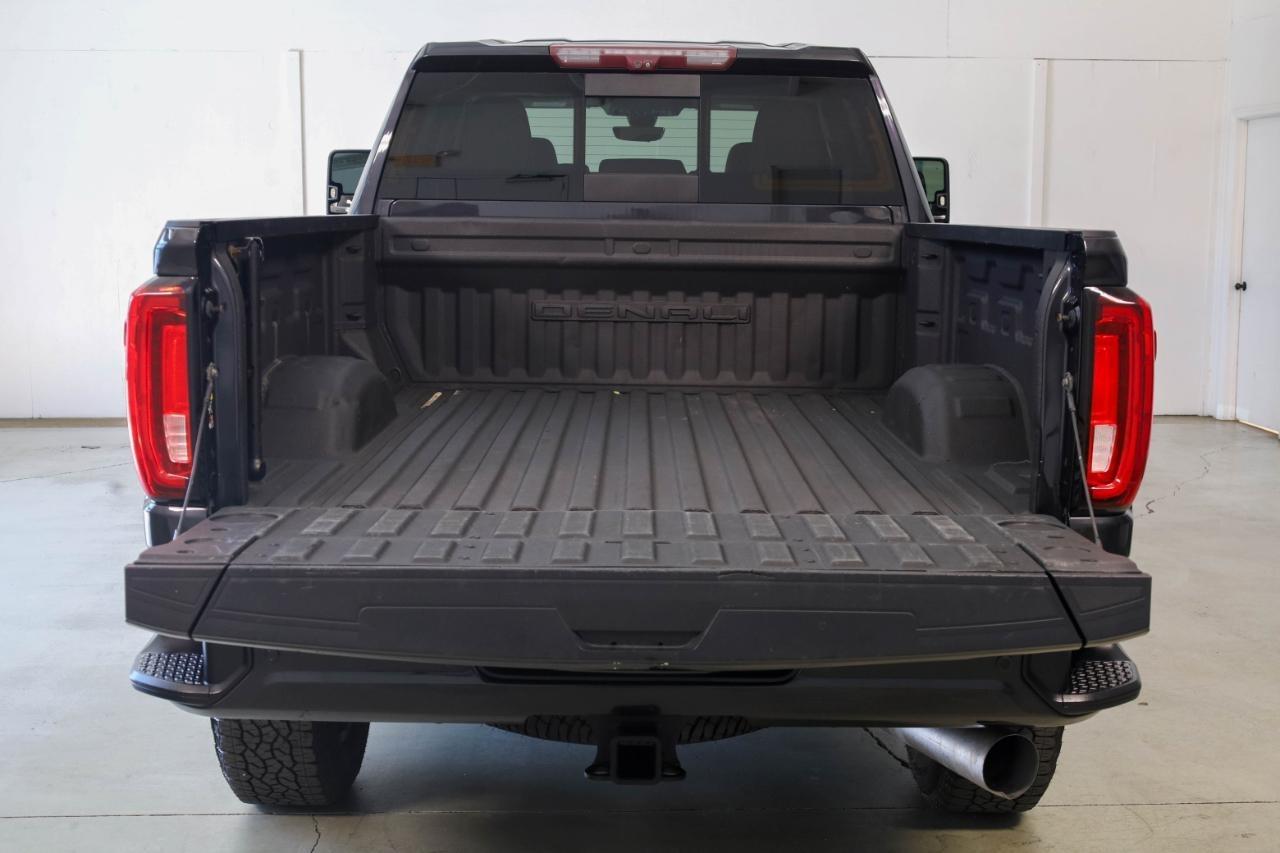GMC Sierra 2500HD 4WD Crew Cab 159" Denali 2020