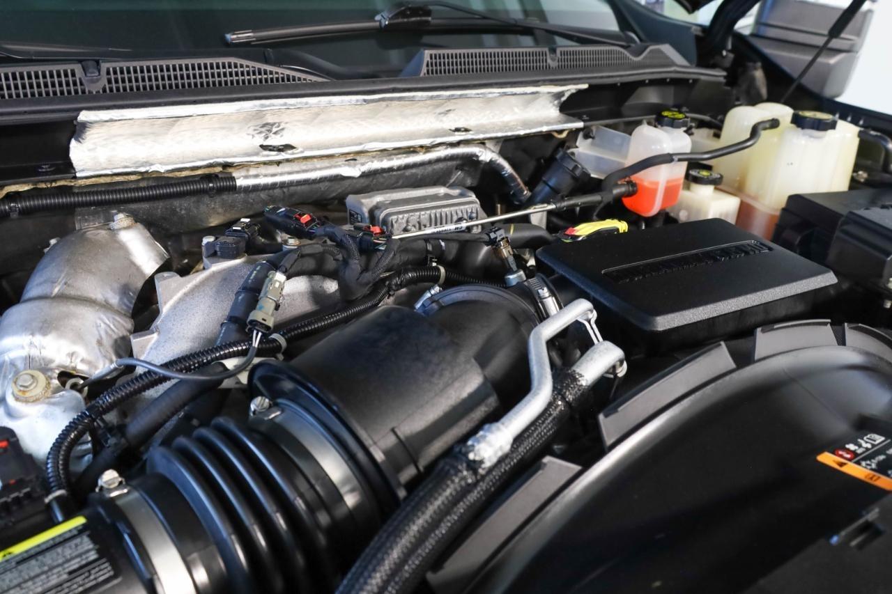 GMC Sierra 2500HD 4WD Crew Cab 159" Denali 2020