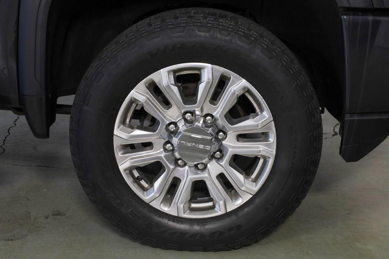 GMC Sierra 2500HD 4WD Crew Cab 159" Denali 2020