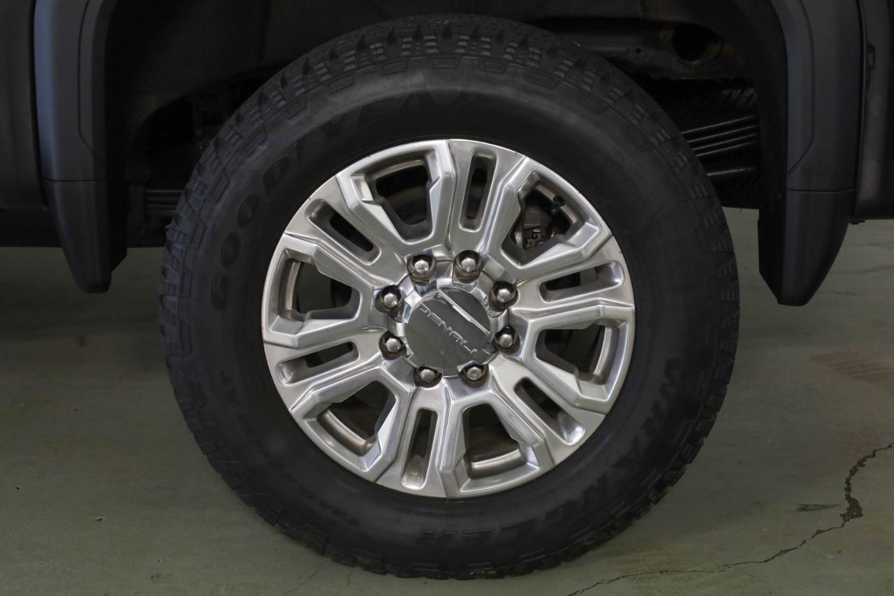 GMC Sierra 2500HD 4WD Crew Cab 159" Denali 2020