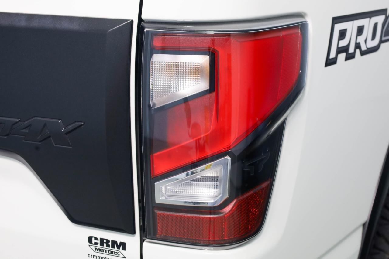 Nissan Titan 4x4 Crew Cab PRO-4X 2021