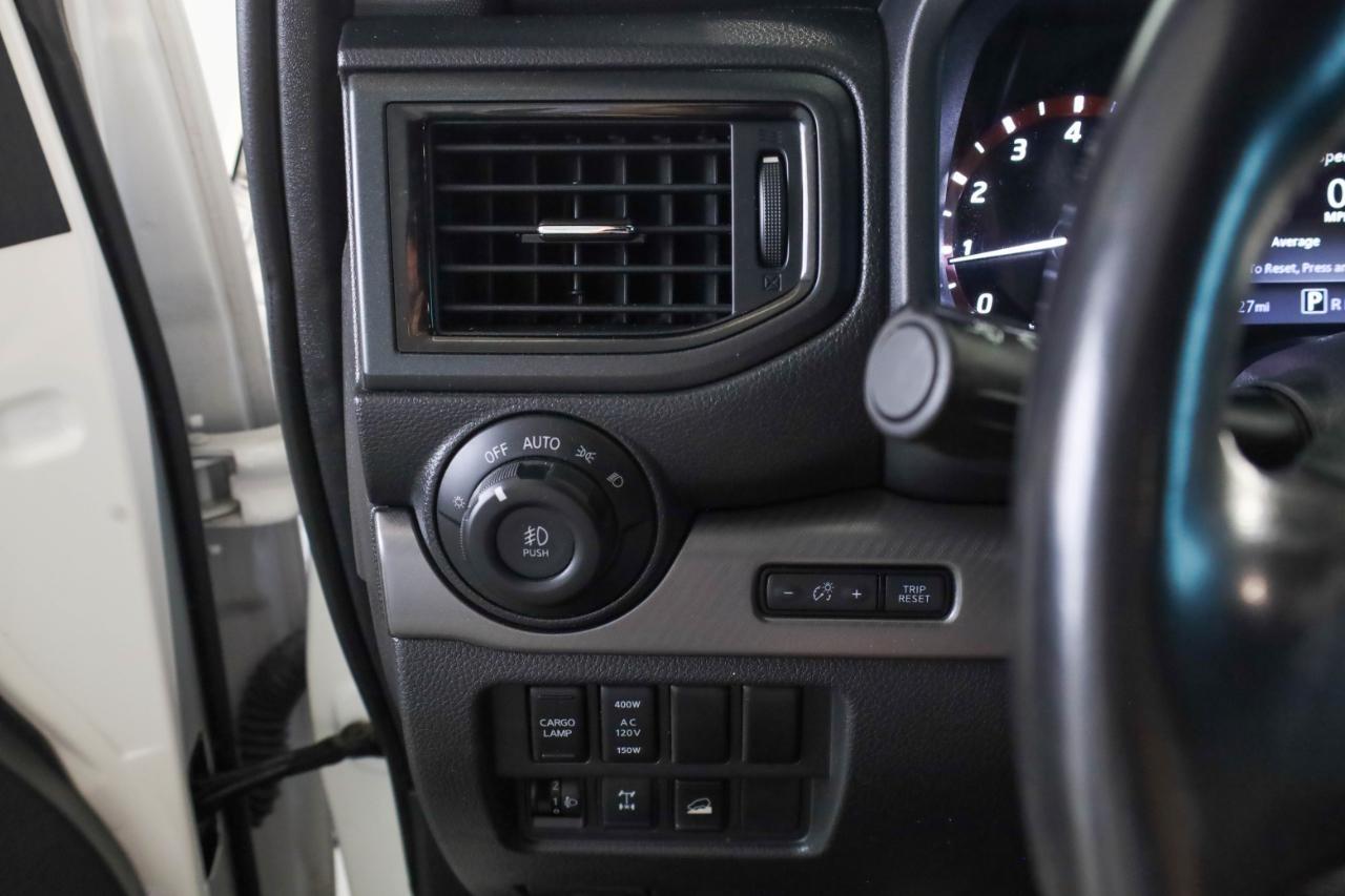 Nissan Titan 4x4 Crew Cab PRO-4X 2021