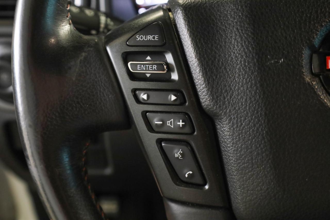 Nissan Titan 4x4 Crew Cab PRO-4X 2021