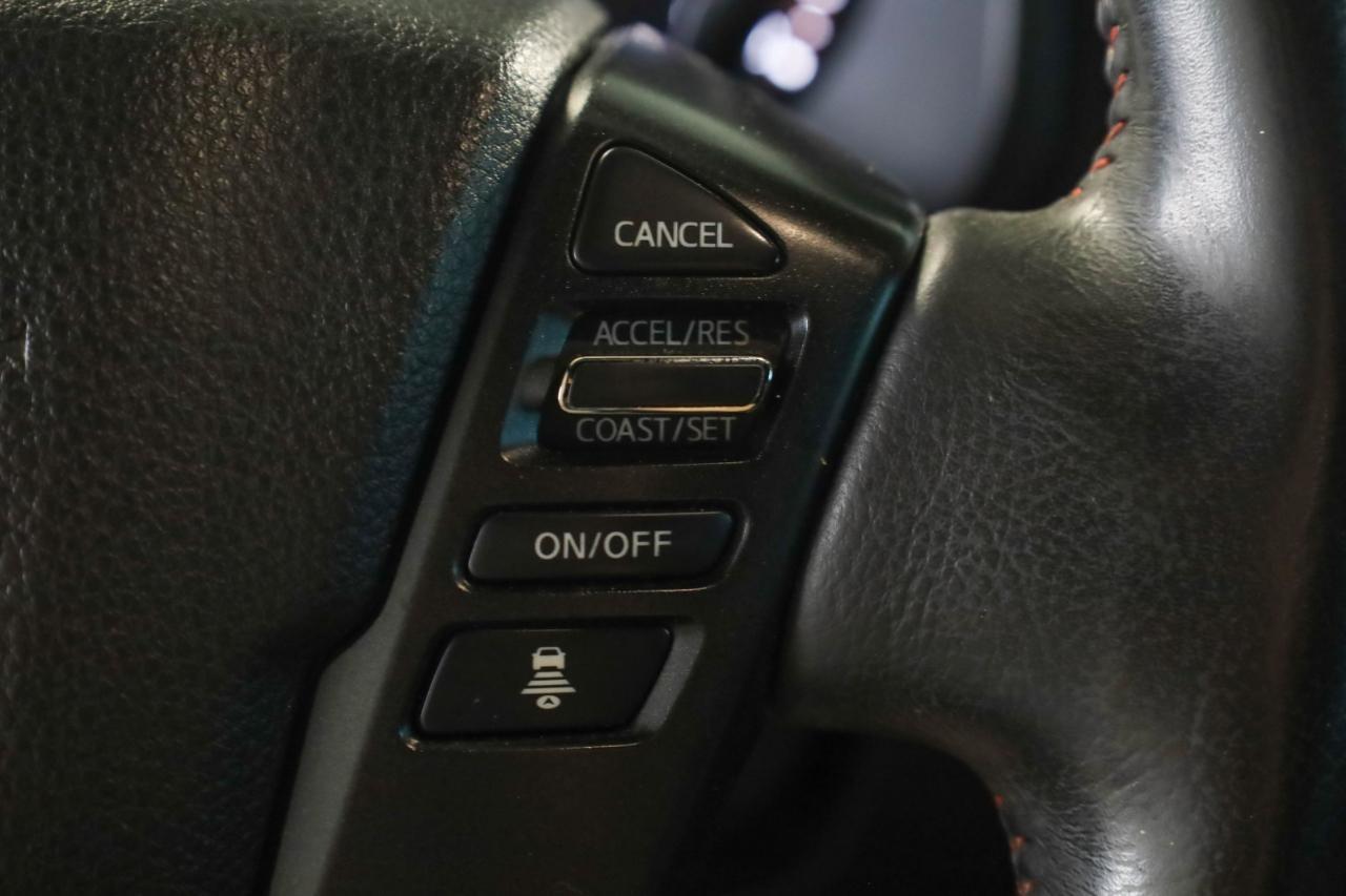 Nissan Titan 4x4 Crew Cab PRO-4X 2021