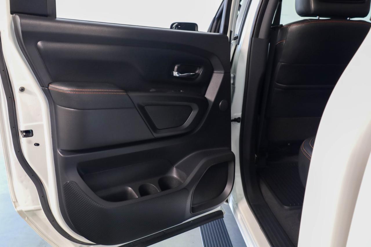 Nissan Titan 4x4 Crew Cab PRO-4X 2021