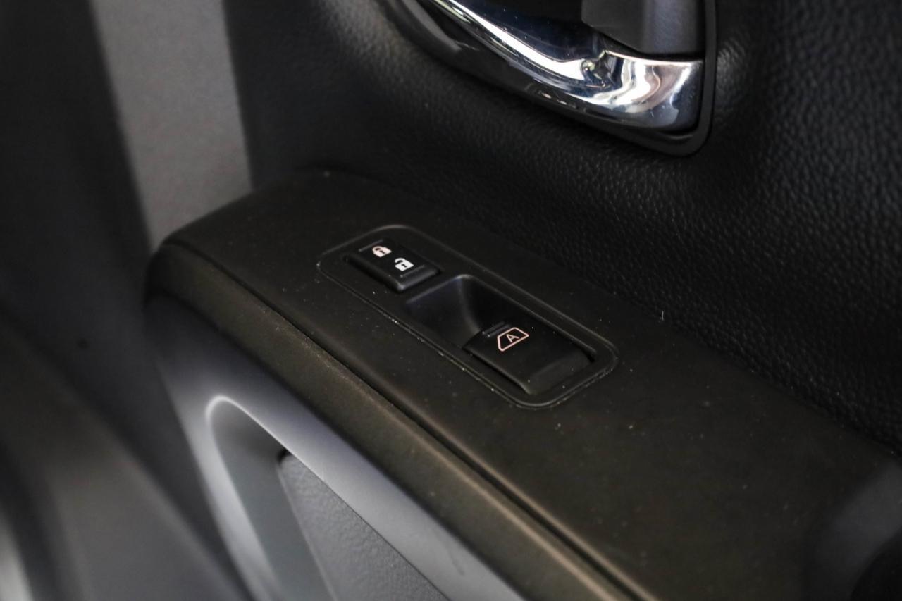 Nissan Titan 4x4 Crew Cab PRO-4X 2021