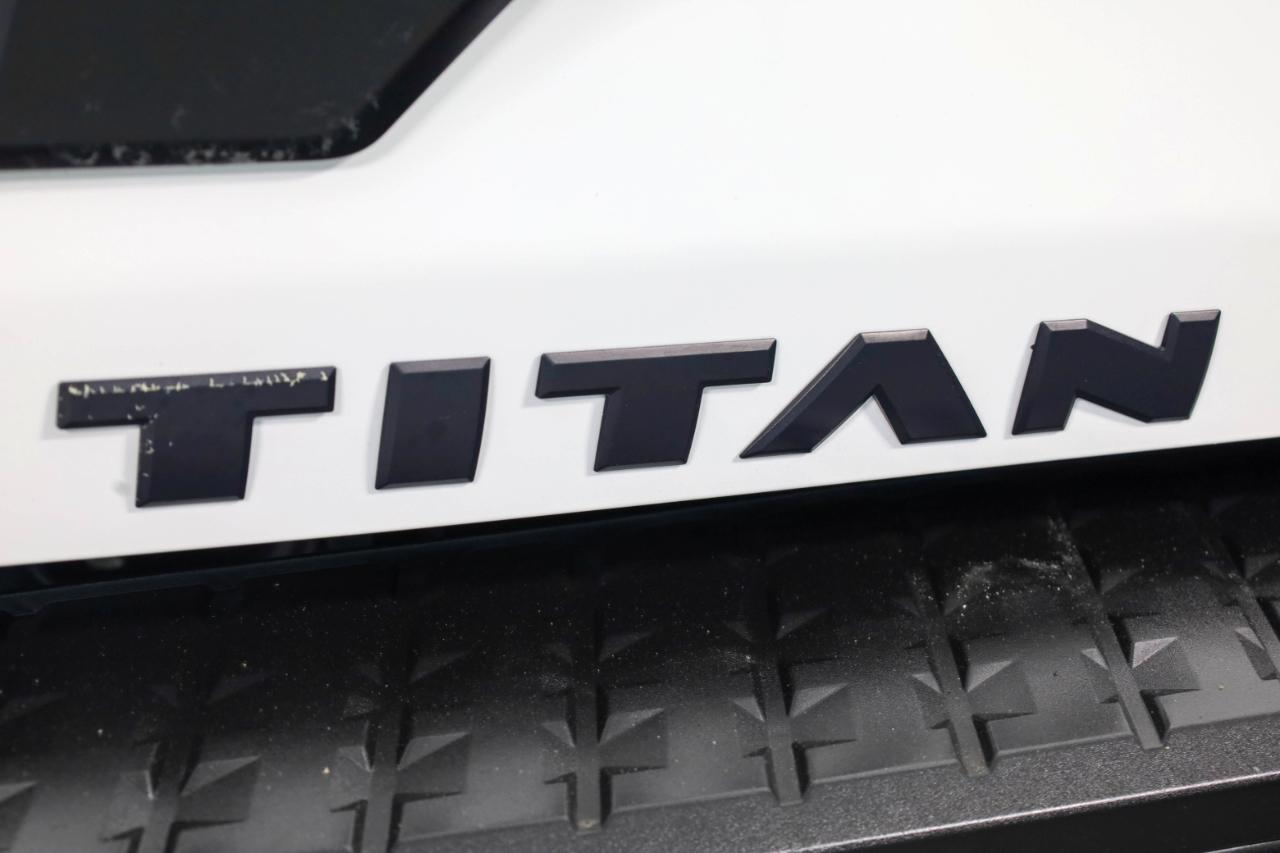 Nissan Titan 4x4 Crew Cab PRO-4X 2021