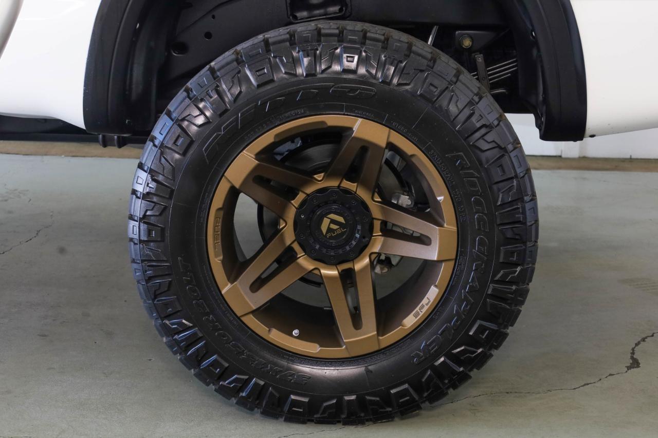 Nissan Titan 4x4 Crew Cab PRO-4X 2021