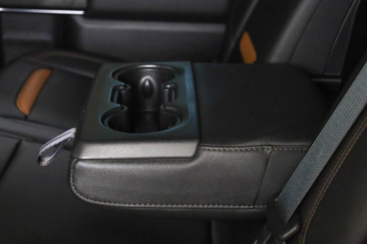 GMC Sierra 2500HD 4WD Crew Cab 159" AT4 2022