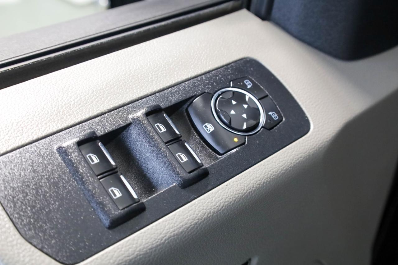 Ford F-150 4WD SuperCrew 145" King Ranch 2016