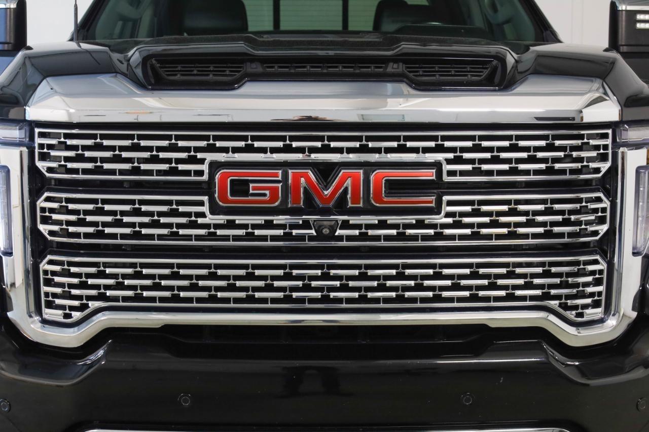 GMC Sierra 2500HD 4WD Crew Cab 159" Denali 2022