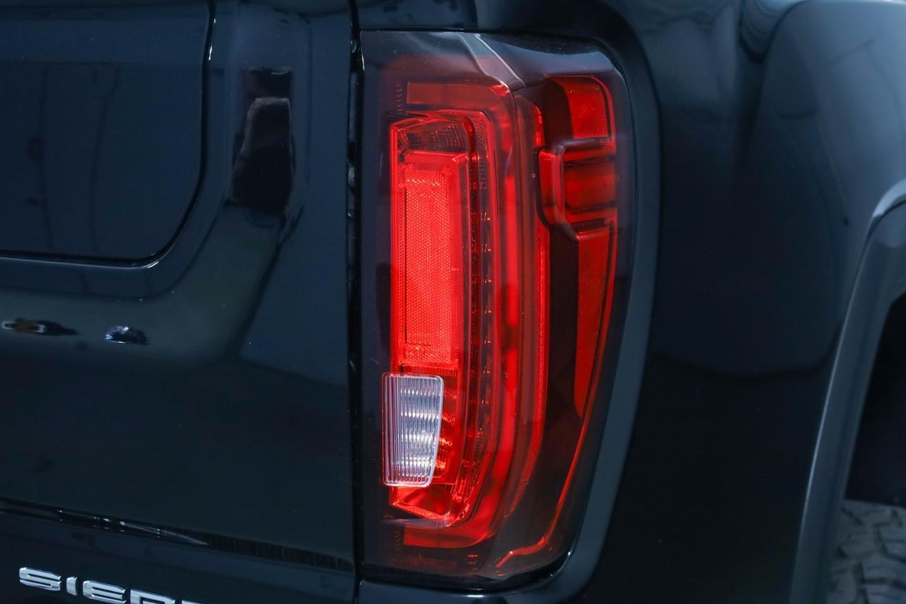GMC Sierra 2500HD 4WD Crew Cab 159" Denali 2022