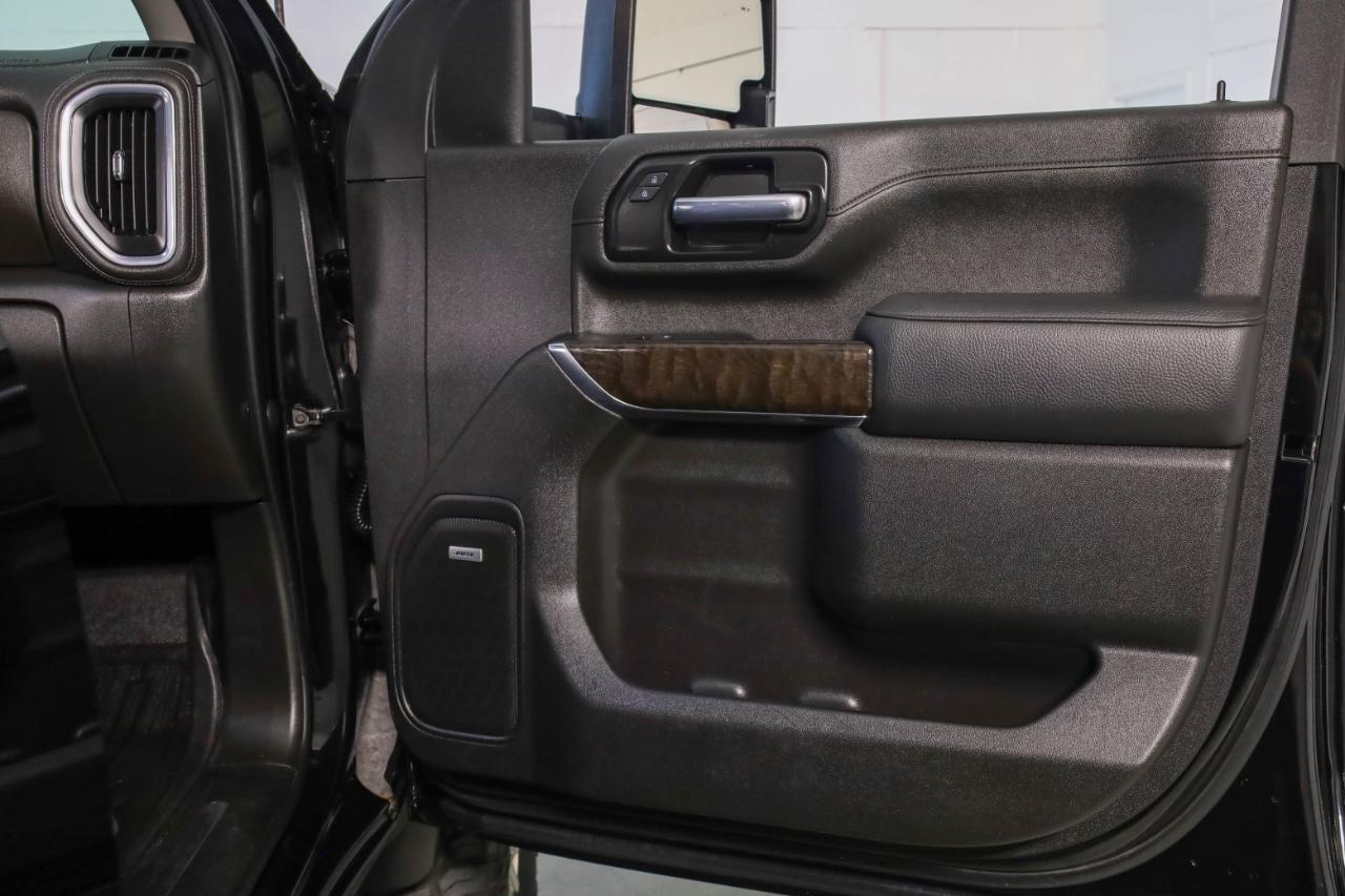 GMC Sierra 2500HD 4WD Crew Cab 159" Denali 2022