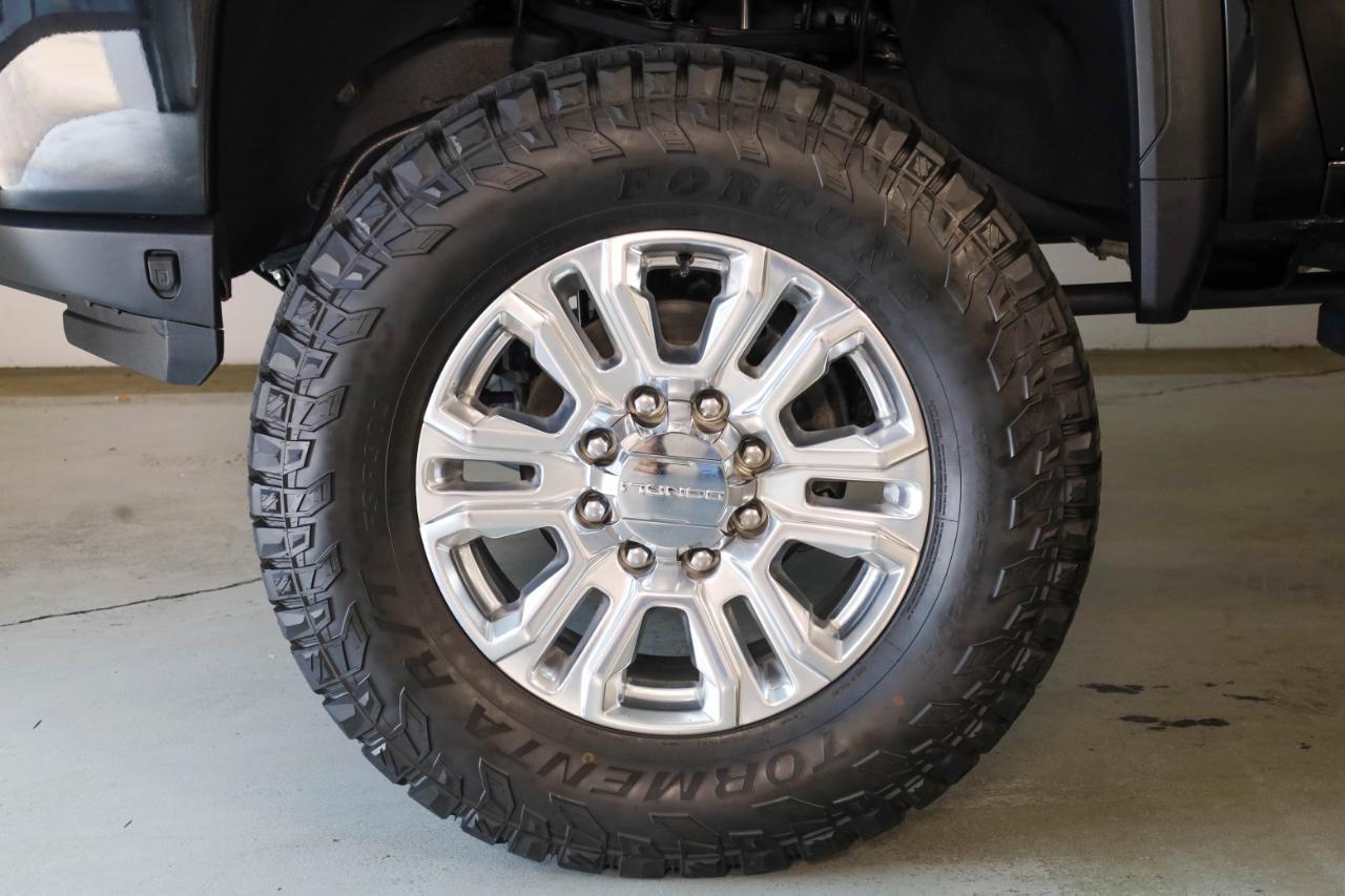 GMC Sierra 2500HD 4WD Crew Cab 159" Denali 2022