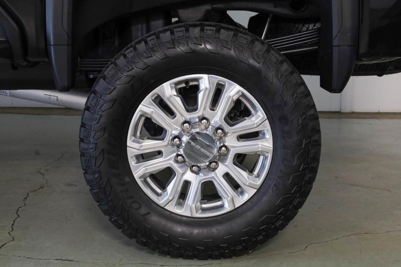 GMC Sierra 2500HD 4WD Crew Cab 159" Denali 2022