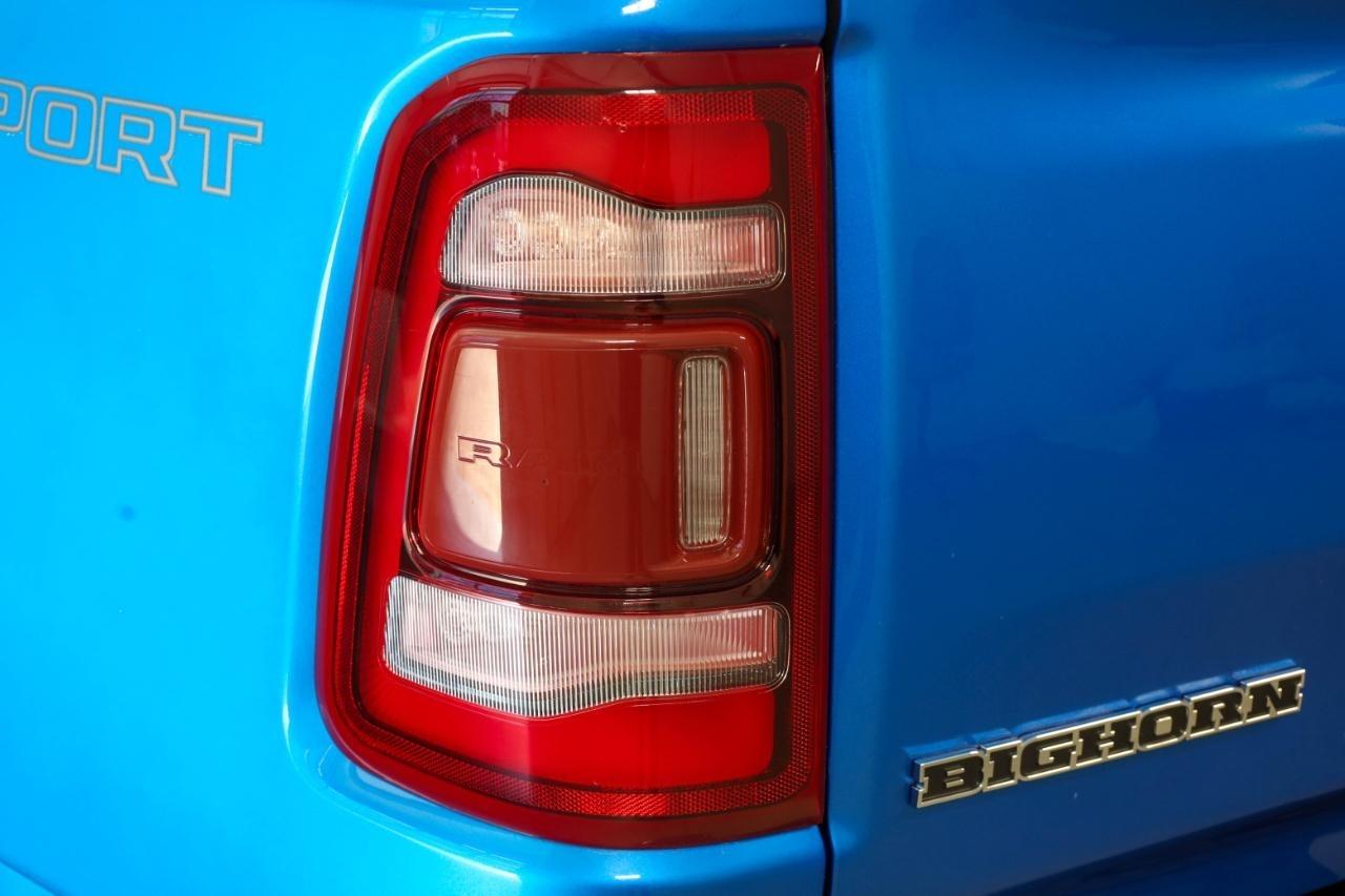 RAM 1500 Big Horn 4x4 Crew Cab 5'7" Box 2022