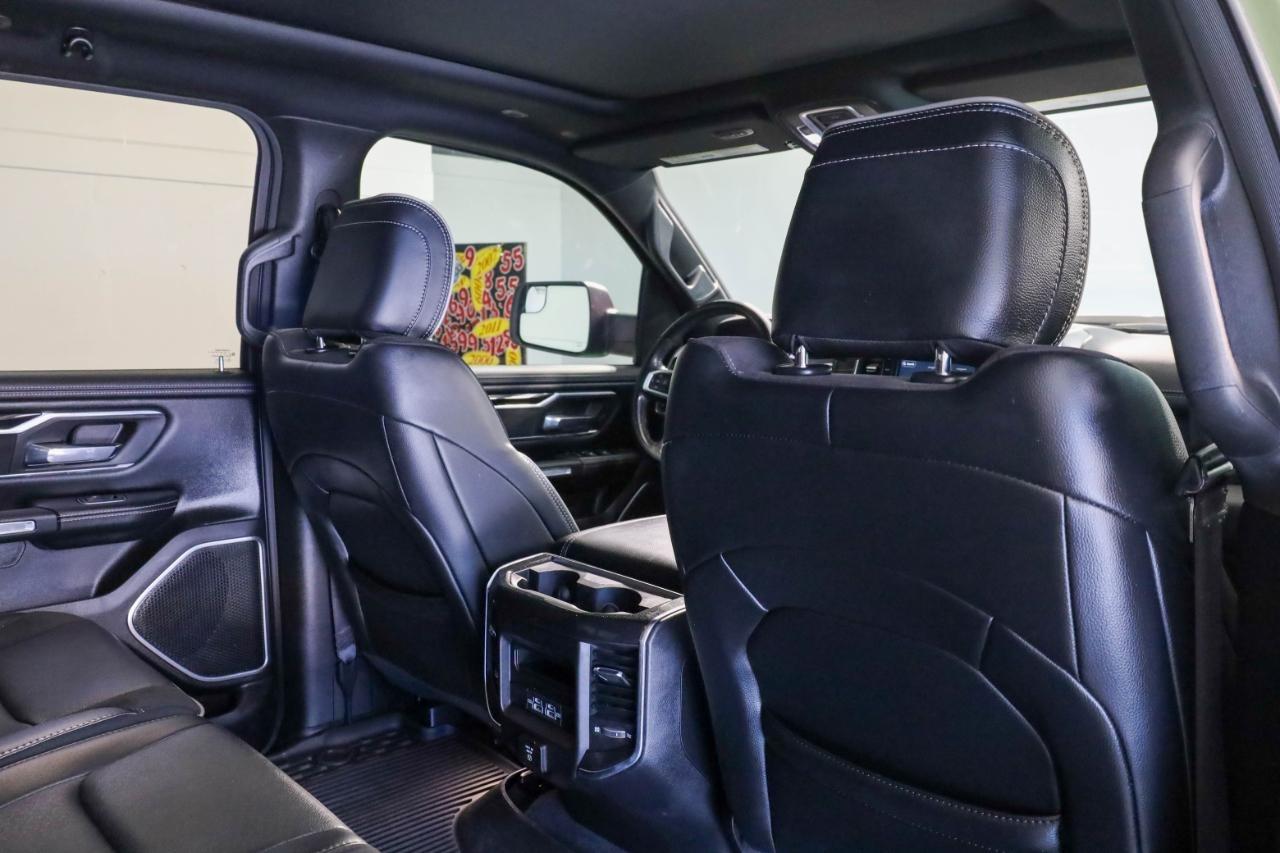RAM 1500 Laramie 4x4 Crew Cab 5'7" Box 2022