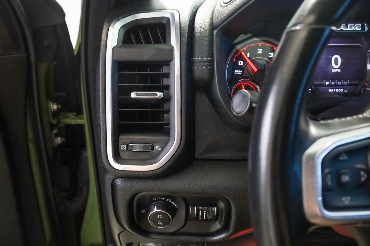 RAM 1500 Laramie 4x4 Crew Cab 5'7" Box 2022