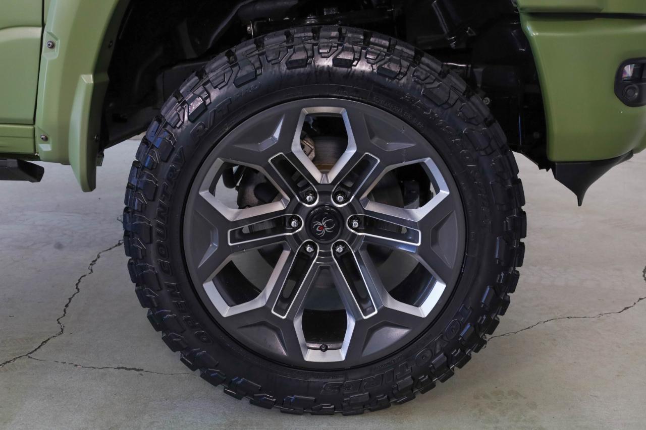 RAM 1500 Laramie 4x4 Crew Cab 5'7" Box 2022