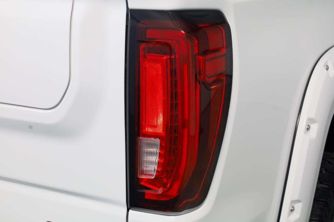 GMC Sierra 1500 4WD Crew Cab 147" SLT 2019