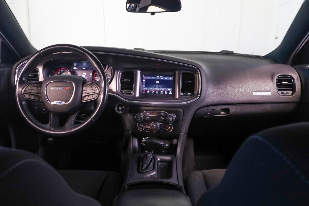 Dodge Charger SXT RWD 2021