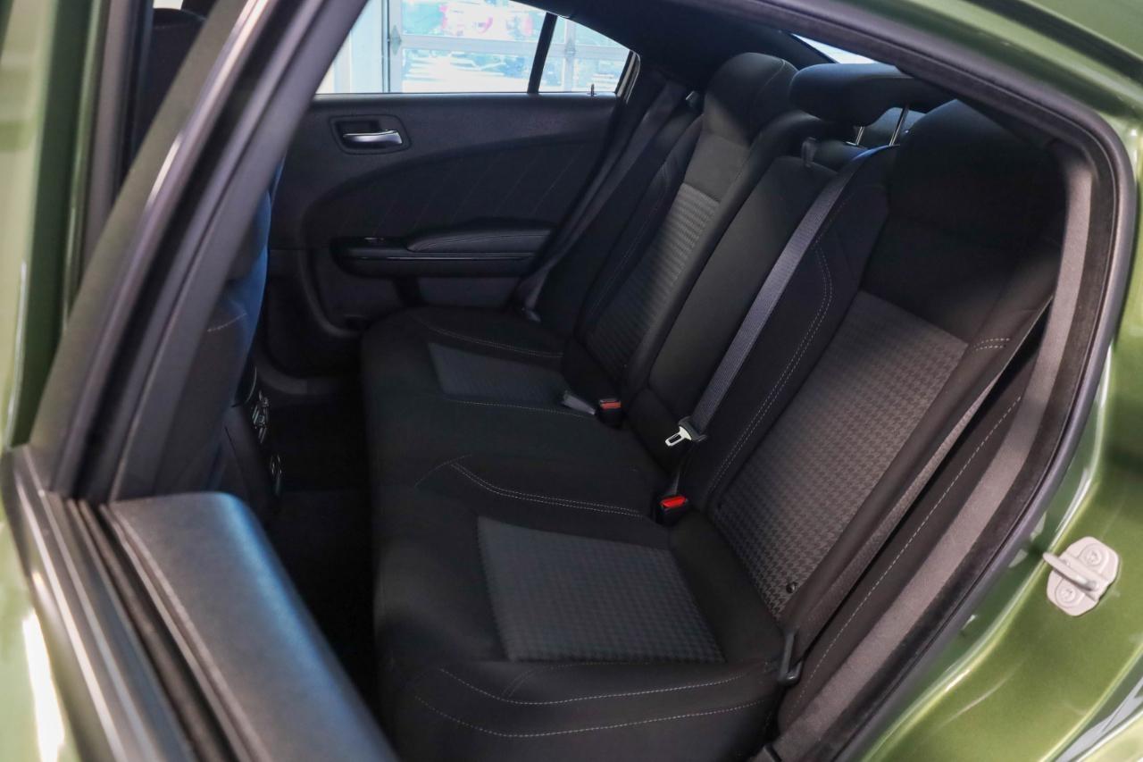 Dodge Charger SXT RWD 2021