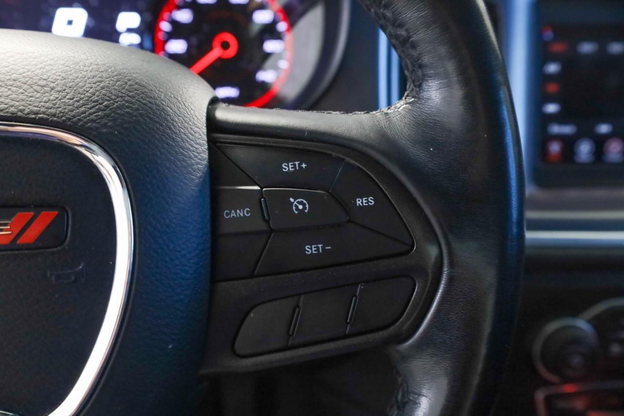 Dodge Charger SXT RWD 2021
