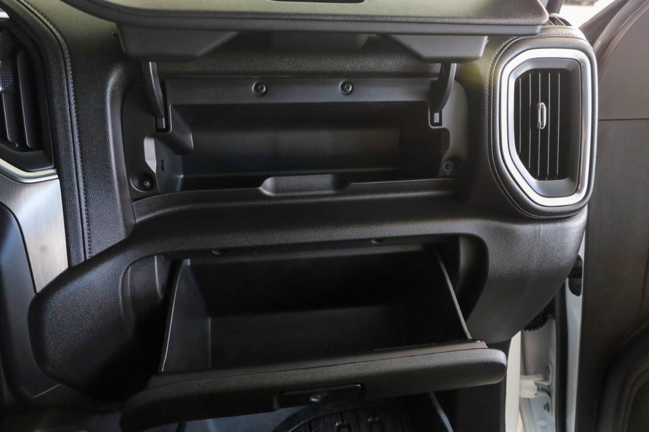 GMC Sierra 2500HD 4WD Crew Cab 159" Denali 2022