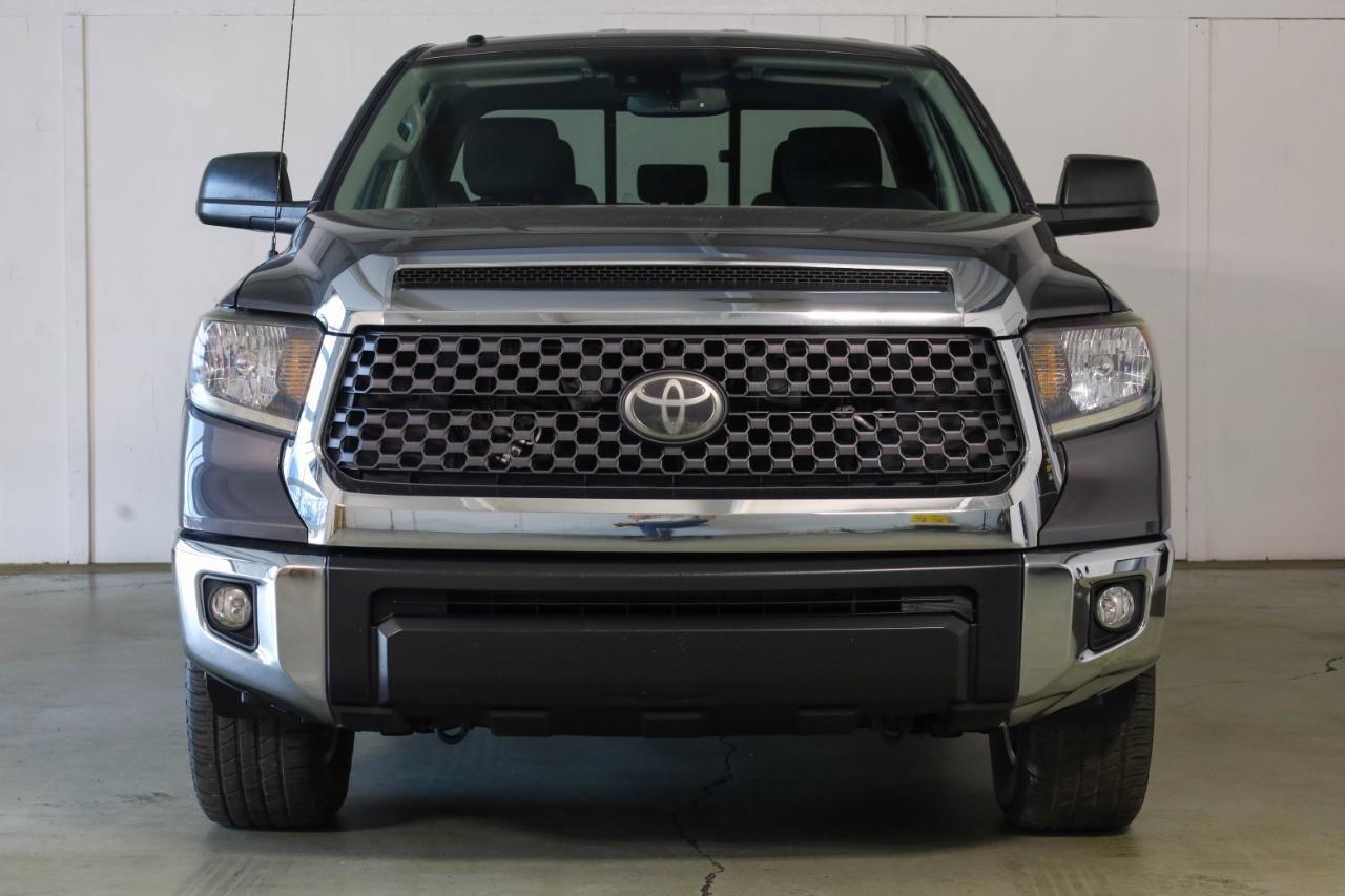 Toyota Tundra 2WD Limited Double Cab 6.5' Bed 5.7L (Natl) 2018