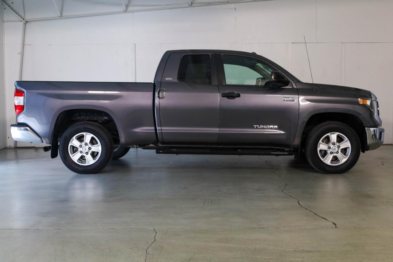 Toyota Tundra 2WD Limited Double Cab 6.5' Bed 5.7L (Natl) 2018